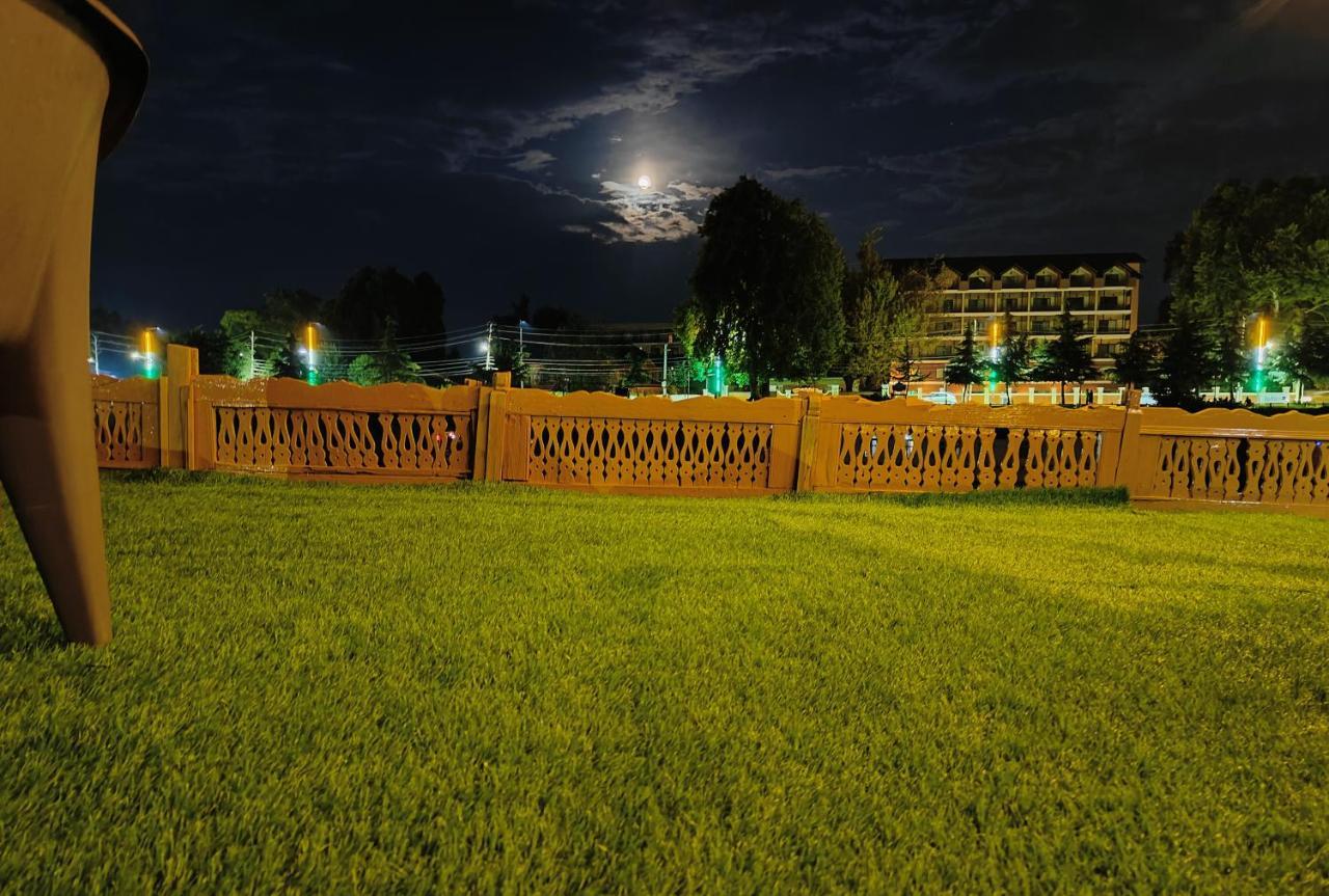 Houseboat Karima Palace Srinagar  Ngoại thất bức ảnh