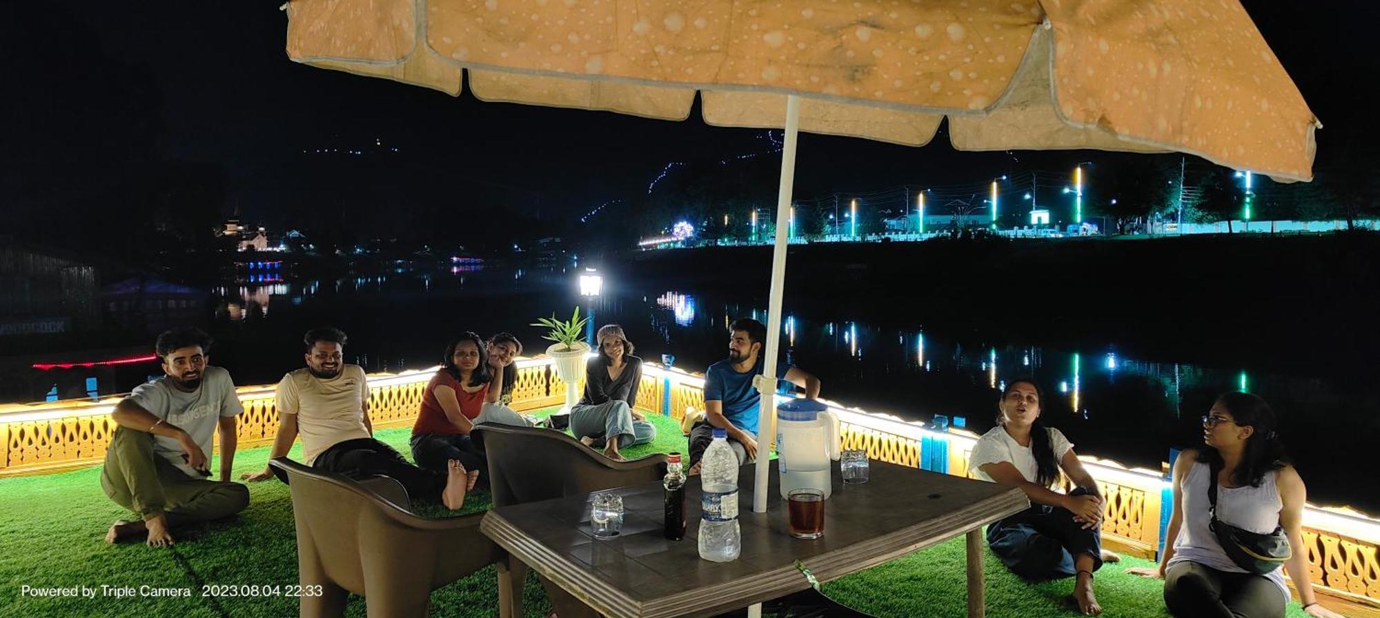 Houseboat Karima Palace Srinagar  Ngoại thất bức ảnh