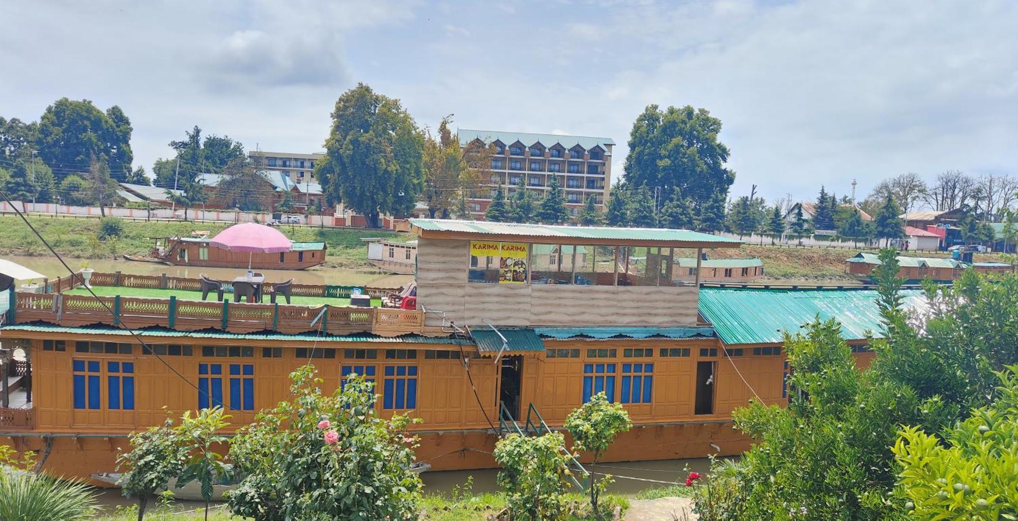 Houseboat Karima Palace Srinagar  Ngoại thất bức ảnh