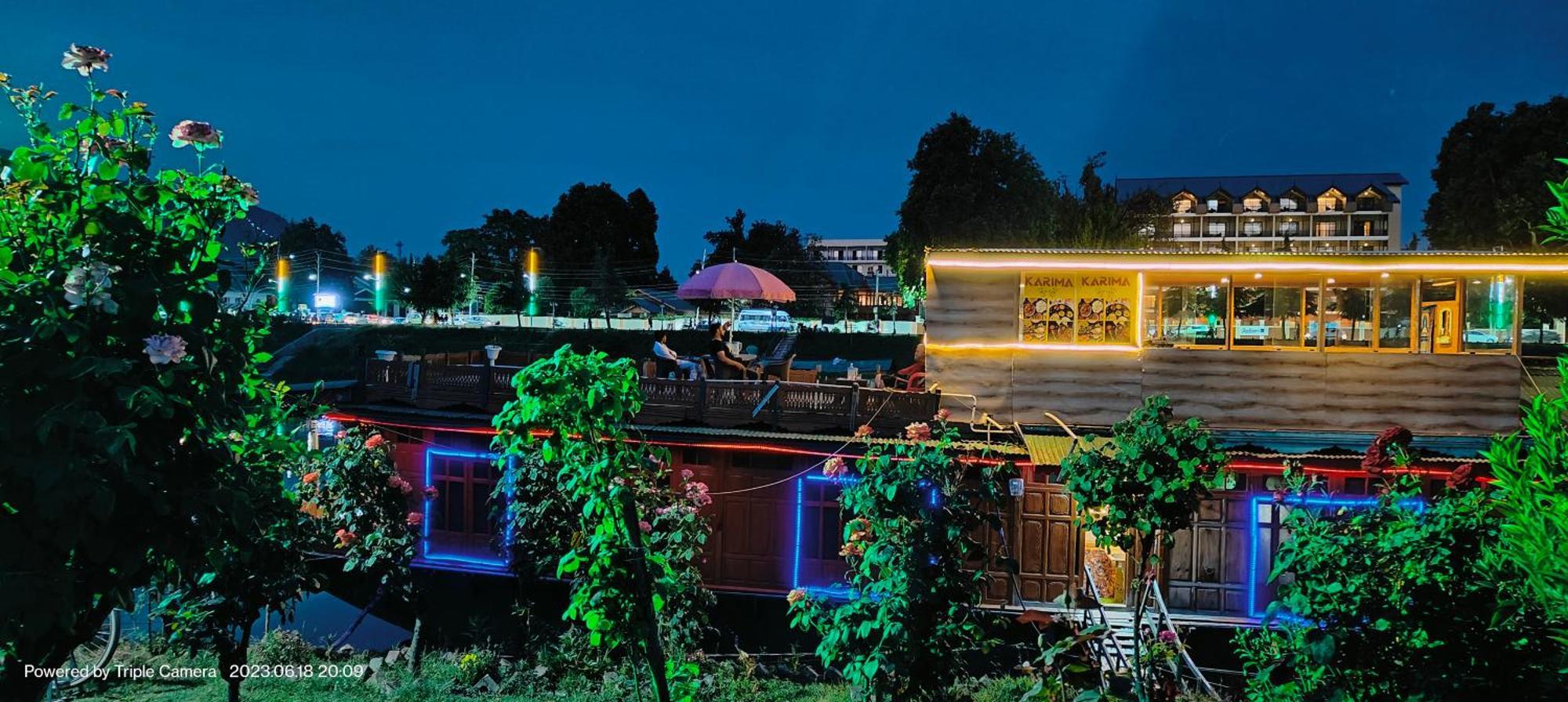 Houseboat Karima Palace Srinagar  Ngoại thất bức ảnh