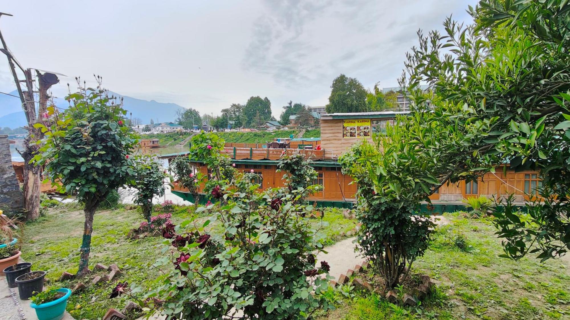 Houseboat Karima Palace Srinagar  Ngoại thất bức ảnh