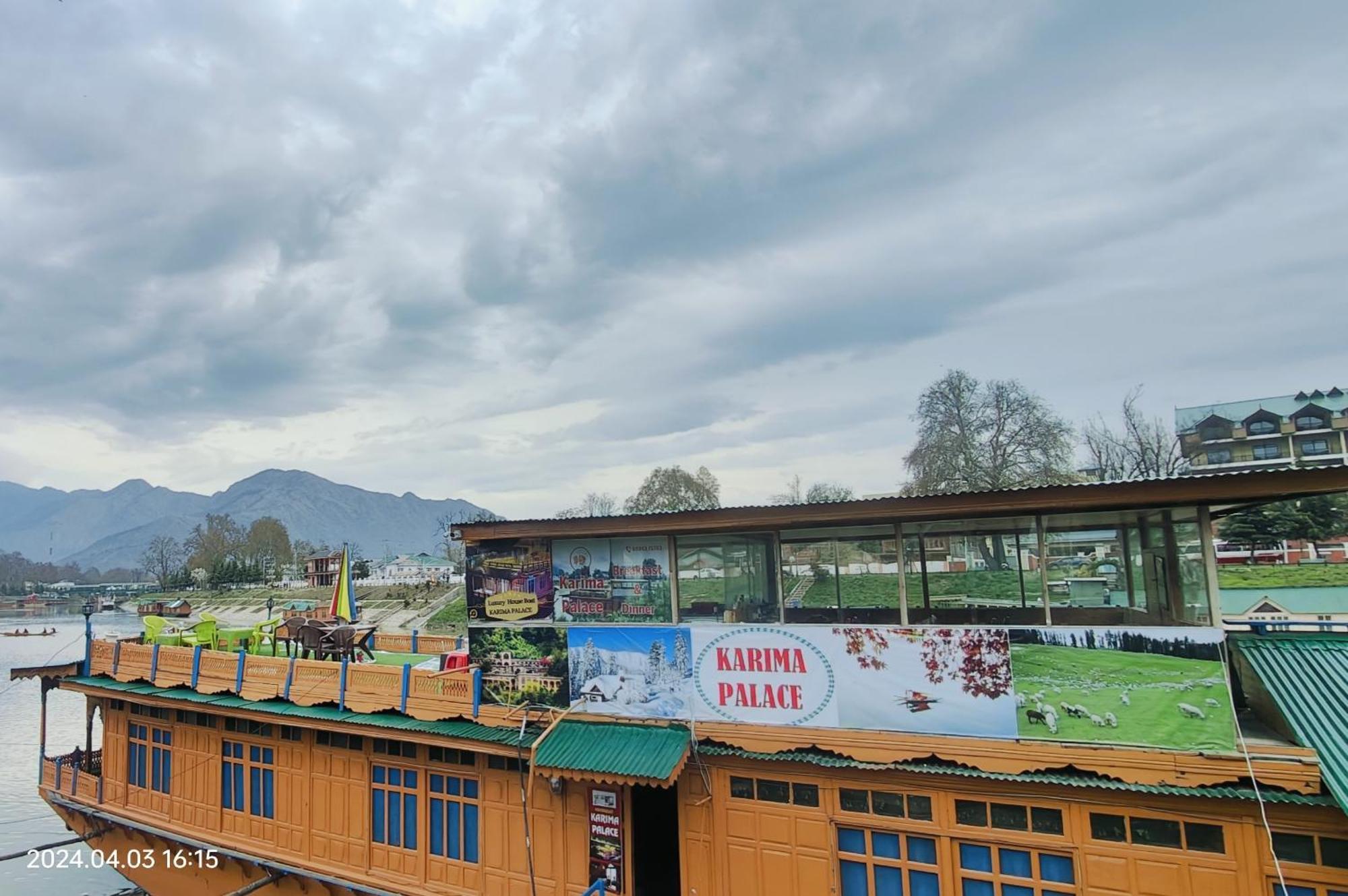 Houseboat Karima Palace Srinagar  Ngoại thất bức ảnh